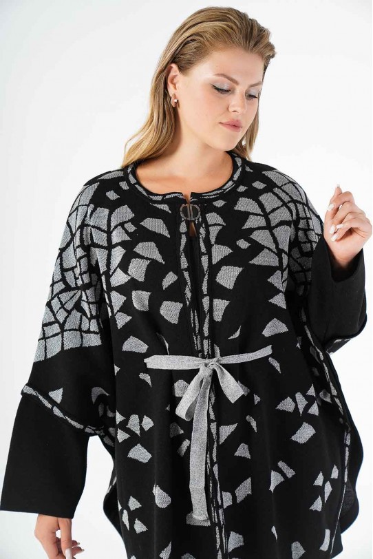 Луксозно макси палто с колан в черно-сива дизайнерска шарка