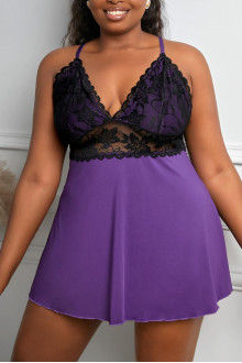 Cut out sexy plus size nightdress in lilac and black lace