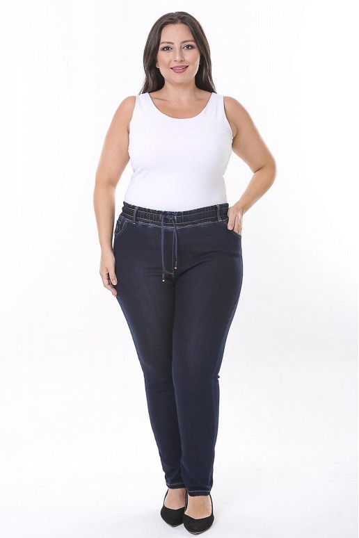 Clean plus size leg darck jeans with an elasticated waist and connections
