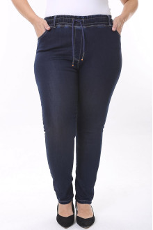 Clean plus size leg darck jeans with an elasticated waist and connections