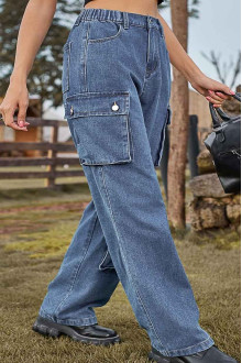 Loose maxi jeans with an elasticated waist and cargo pockets