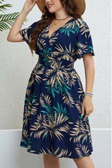 Cut out palm leaf plus size dress