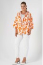 Луксозно бяло макси яке с флорален принт в оранжево