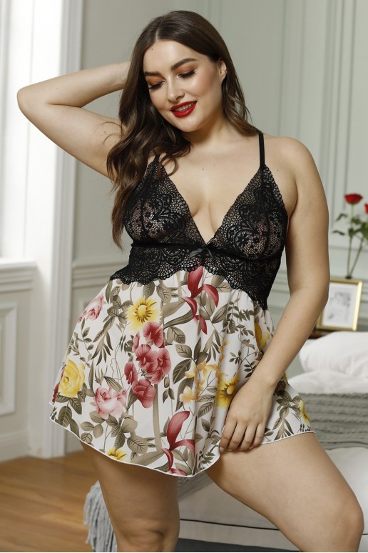 Sexy plus size nightgown with delicate floral print and black lace