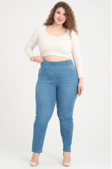 Clean light skinny plus size jeans with elastic waist