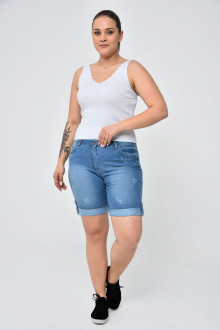 Plus size jeans with a hem in light denim