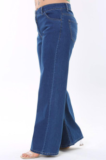 Loose plus size jeans