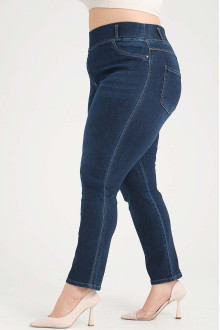 Clean dark skinny plus size jeans with elastic waist