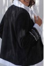 Черно палтенце с бяла пухкава подплата