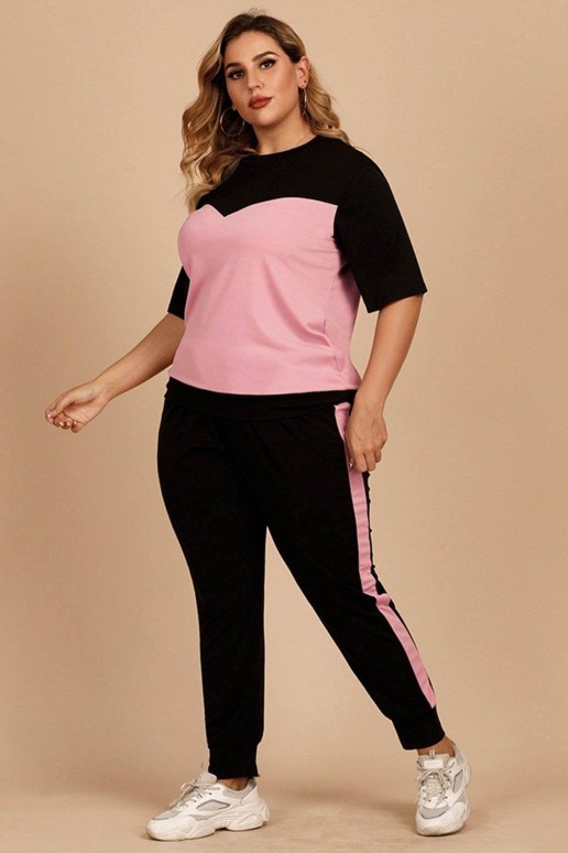 Plus size sports set in black and pink