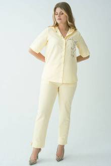 Luxurious cotton plus size suit in light yellow