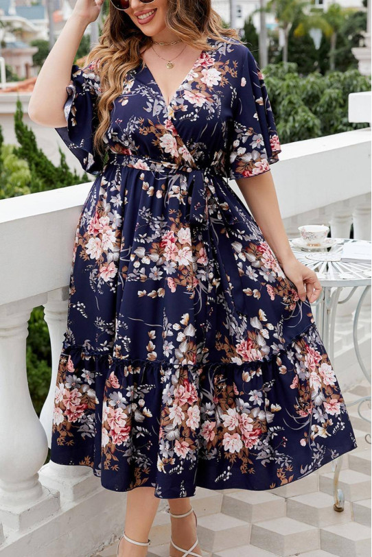 Cutout midi plus size dress in roses