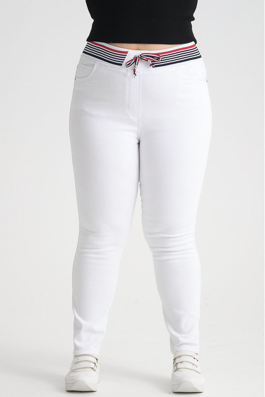 Clean white plus size jeans with an elasticated waist in herringbone stripes