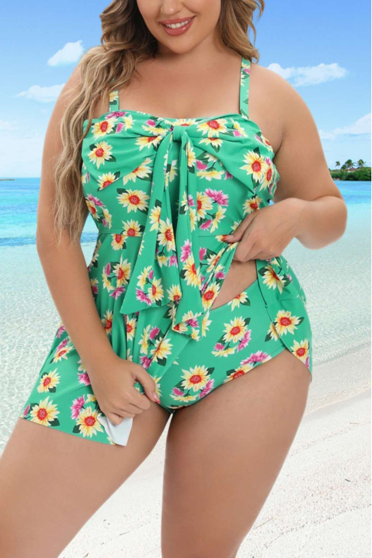 Two-piece plus size tankini in refreshing green and daisy print