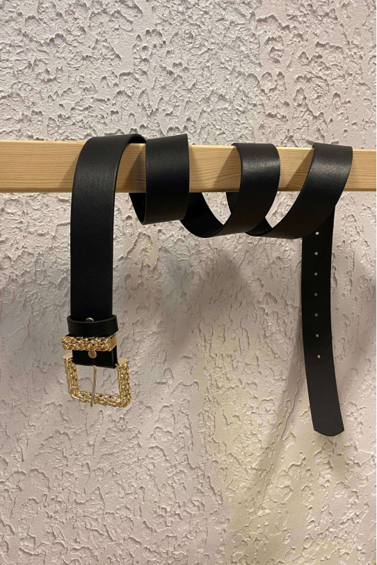 Black plus size belt with a spectacular metal buckle