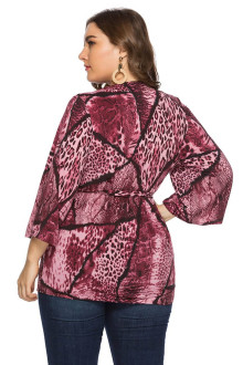 Plus size kimono blouse in pink-purple animal prints