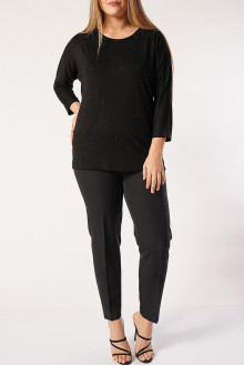 Luxurious black plus size pants with a classic cut