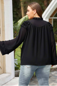 Loose black women's plus size shirt