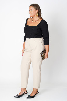 Elegant plus size pants in beige