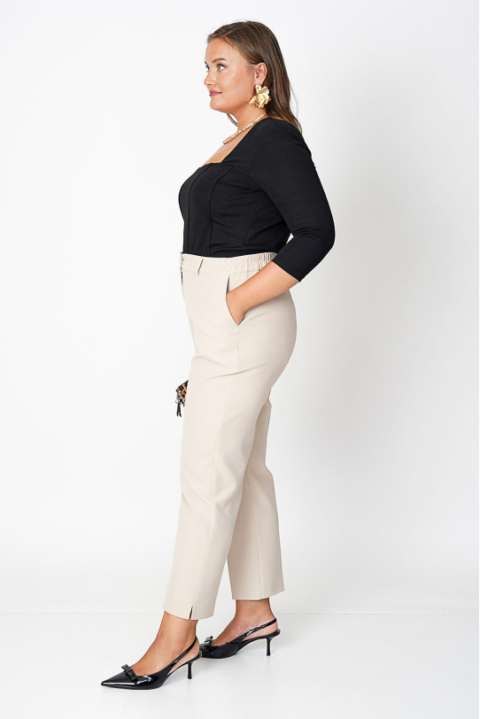 Elegant plus size pants in beige