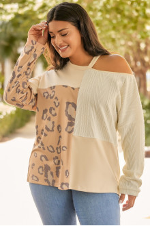 Feminine patchwork blouse with open shoulder in shades of beige