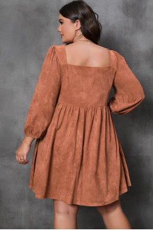 Brown plus size dress with brown neckline and back