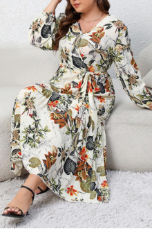 Long plus size dress with ruffles in floral print