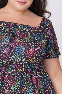 Plus size blouse with square neckline and back