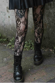 Mesh alternative plus size tights with skulls and roses