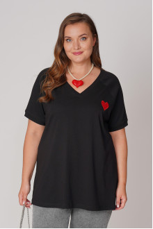 Short sleeve cotton black plus size blouse with embroidered heart