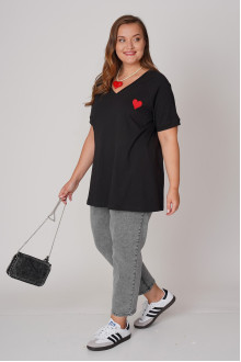 Short sleeve cotton black plus size blouse with embroidered heart