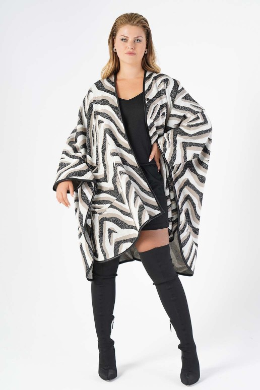 Luxurious plus size coat in designer pattern white-black and beige