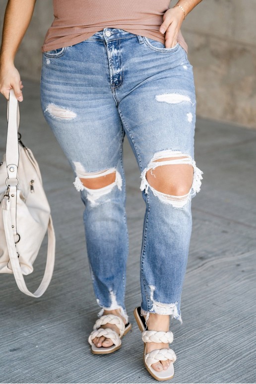 Light maxi jeans with torn