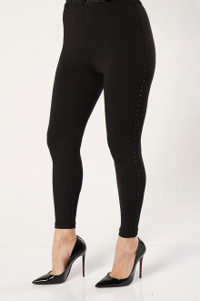 Black plus size leggings with delicate decoration