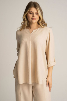 Luxurious loose fit plus size suit in beige