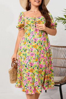 Midi summer plus size dress in a fresh floral pattern