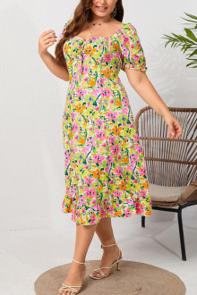 Midi summer plus size dress in a fresh floral pattern