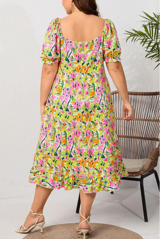 Midi summer plus size dress in a fresh floral pattern