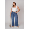 Loose plus size jeans with stretch waist