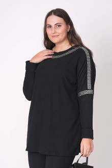 Black oversized slim pullover with eyelets