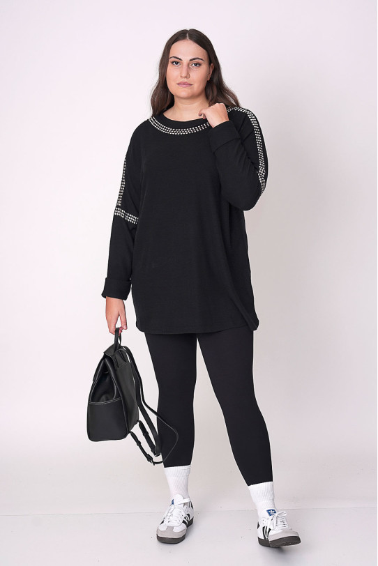 Black oversized slim pullover with eyelets