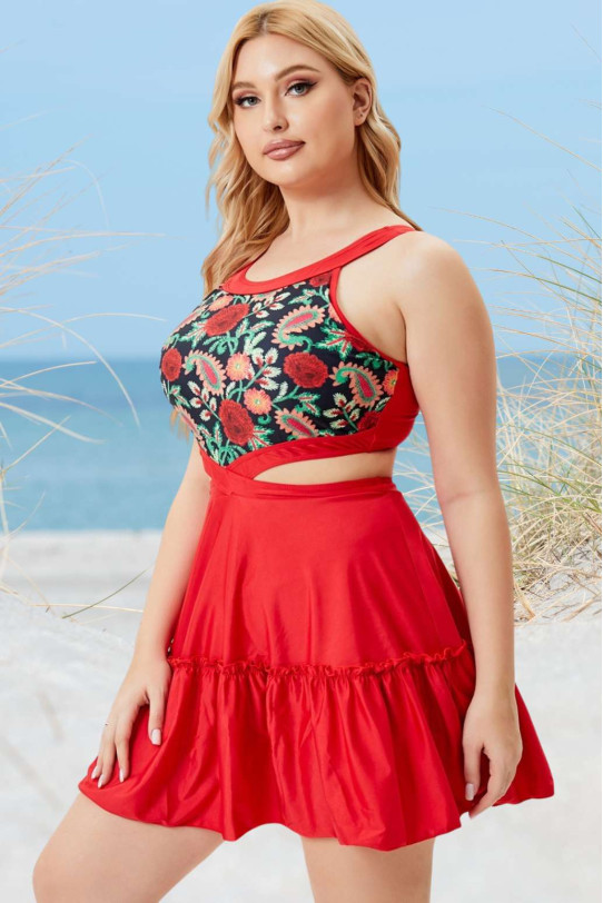 Red floral print plus size tankini and shorts