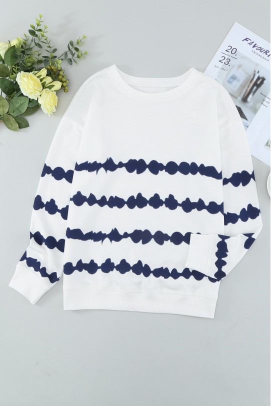 White plus size sweatshirt with blue stripe print