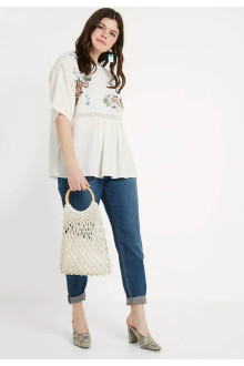 SMOCK TOP WITH BLOSSOM EMBROIDERY