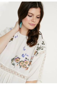 SMOCK TOP WITH BLOSSOM EMBROIDERY