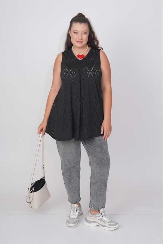 Black sleeveless blouse with openwork fine braid