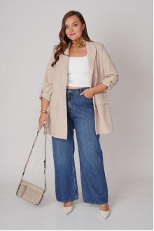 Elegant beige plus size blazer