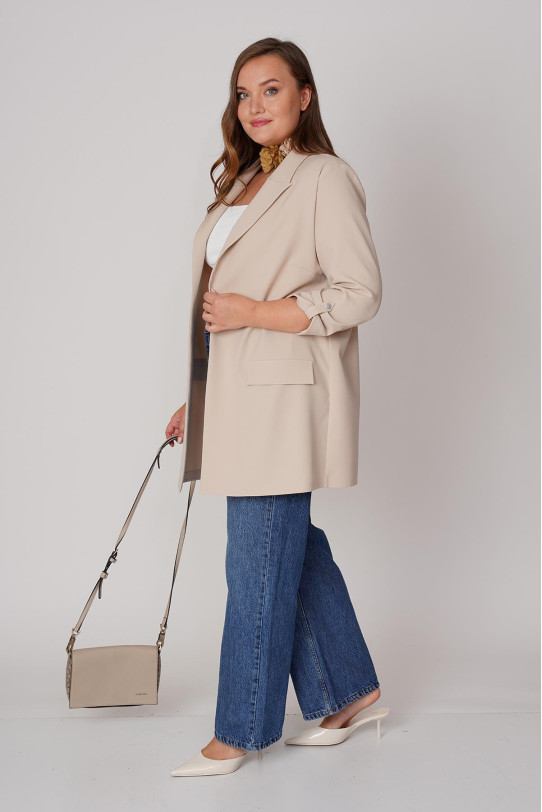 Elegant beige plus size blazer