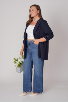 Elegant dark blue plus size blazer