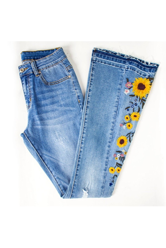 Charleston plus size jeans with sunflower embroidery